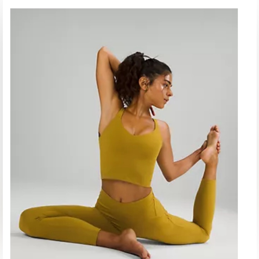 Lululemon InStill High-Rise Tight 25" size 4
Auric Gold